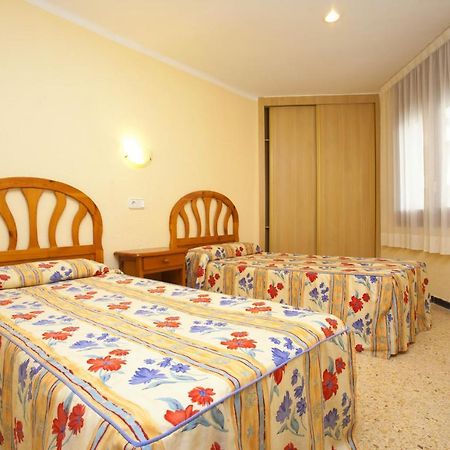 Apartamentos Bahia Dorada Y Iris Salou Dış mekan fotoğraf