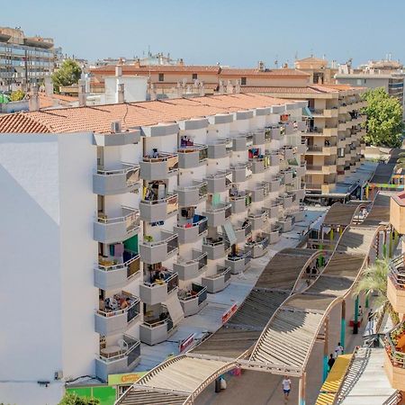 Apartamentos Bahia Dorada Y Iris Salou Dış mekan fotoğraf