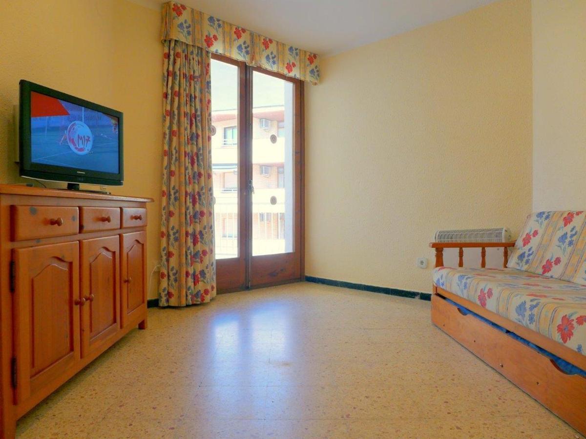 Apartamentos Bahia Dorada Y Iris Salou Dış mekan fotoğraf
