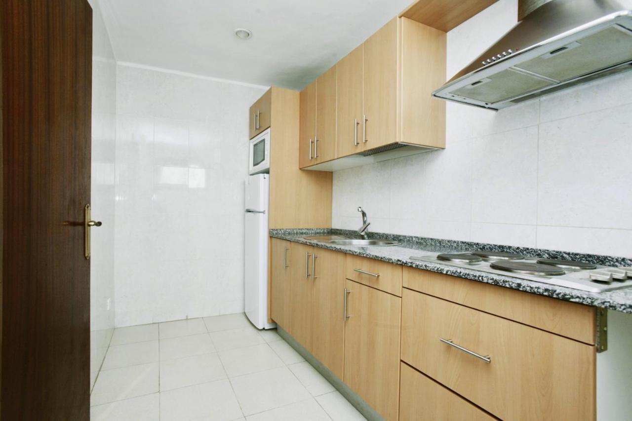 Apartamentos Bahia Dorada Y Iris Salou Dış mekan fotoğraf