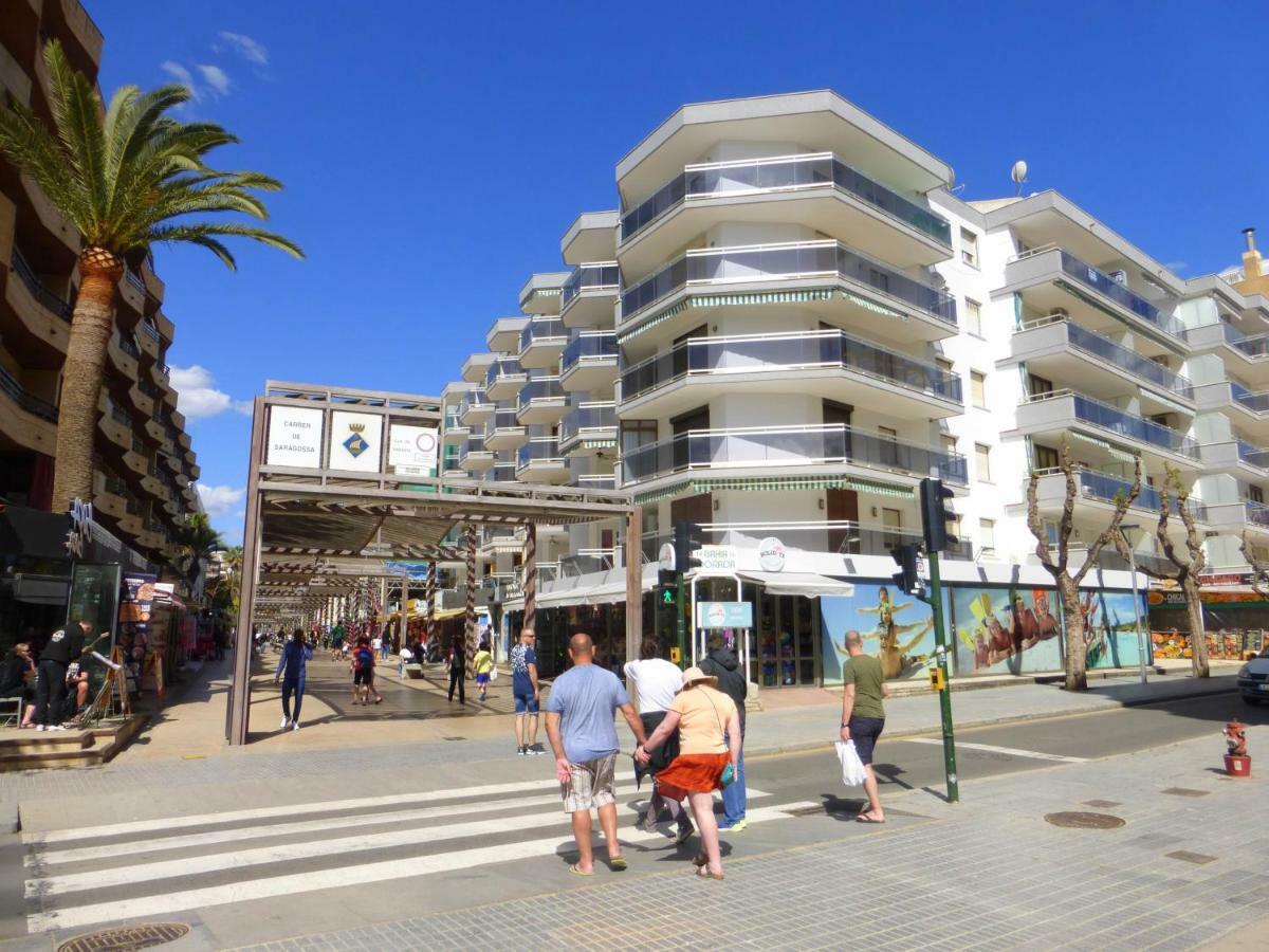 Apartamentos Bahia Dorada Y Iris Salou Dış mekan fotoğraf
